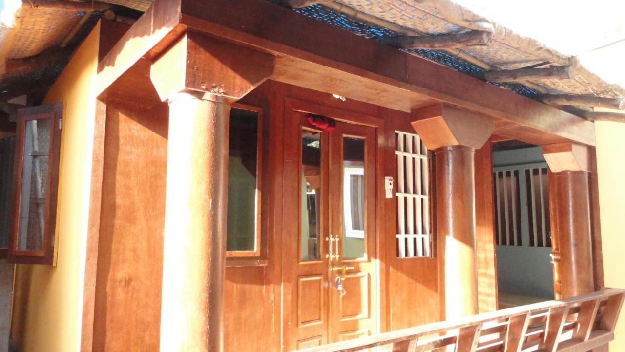 Casa Fiesta Sea Front Beach Huts Patnem Beach Bagian luar foto