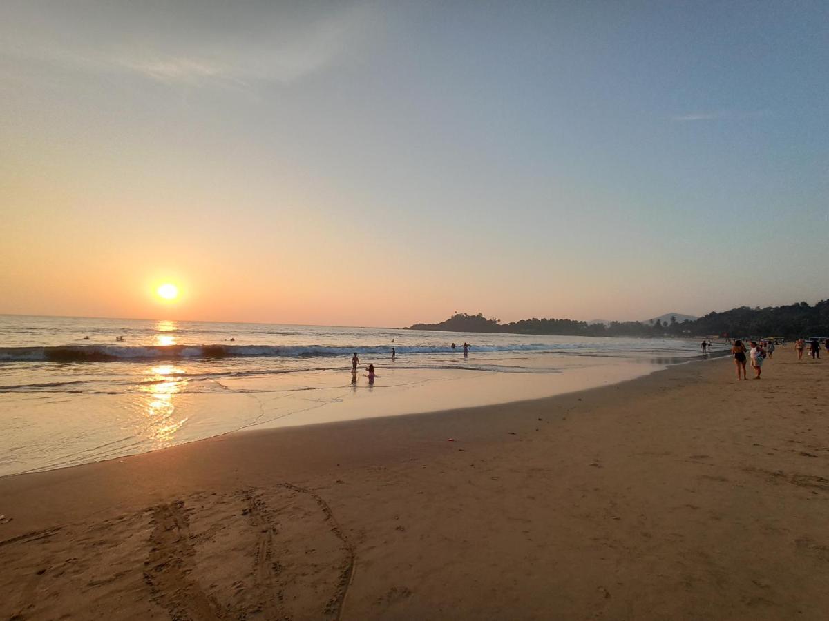 Casa Fiesta Sea Front Beach Huts Patnem Beach Bagian luar foto